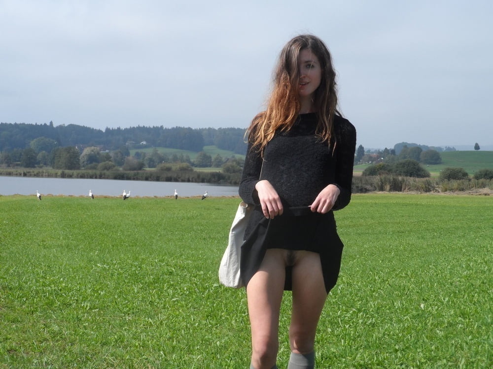 Alaina entblößt
 #80397566