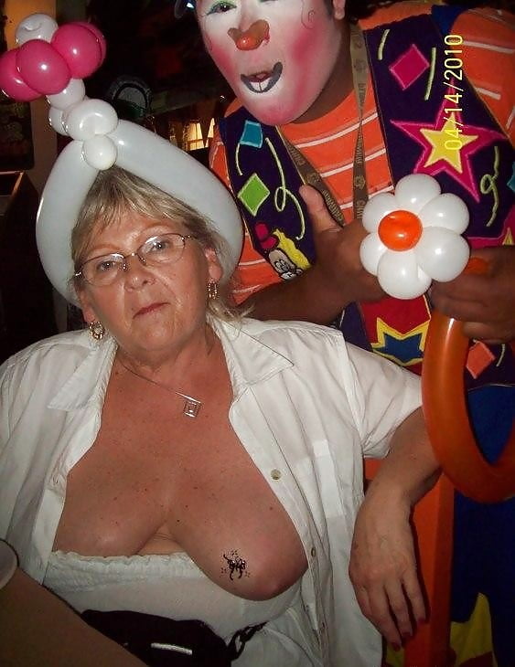 Drunk granny gets a tattoo on her tit #88511084