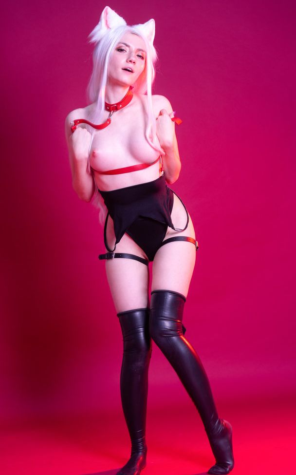 Carry Key desnuda #107978632