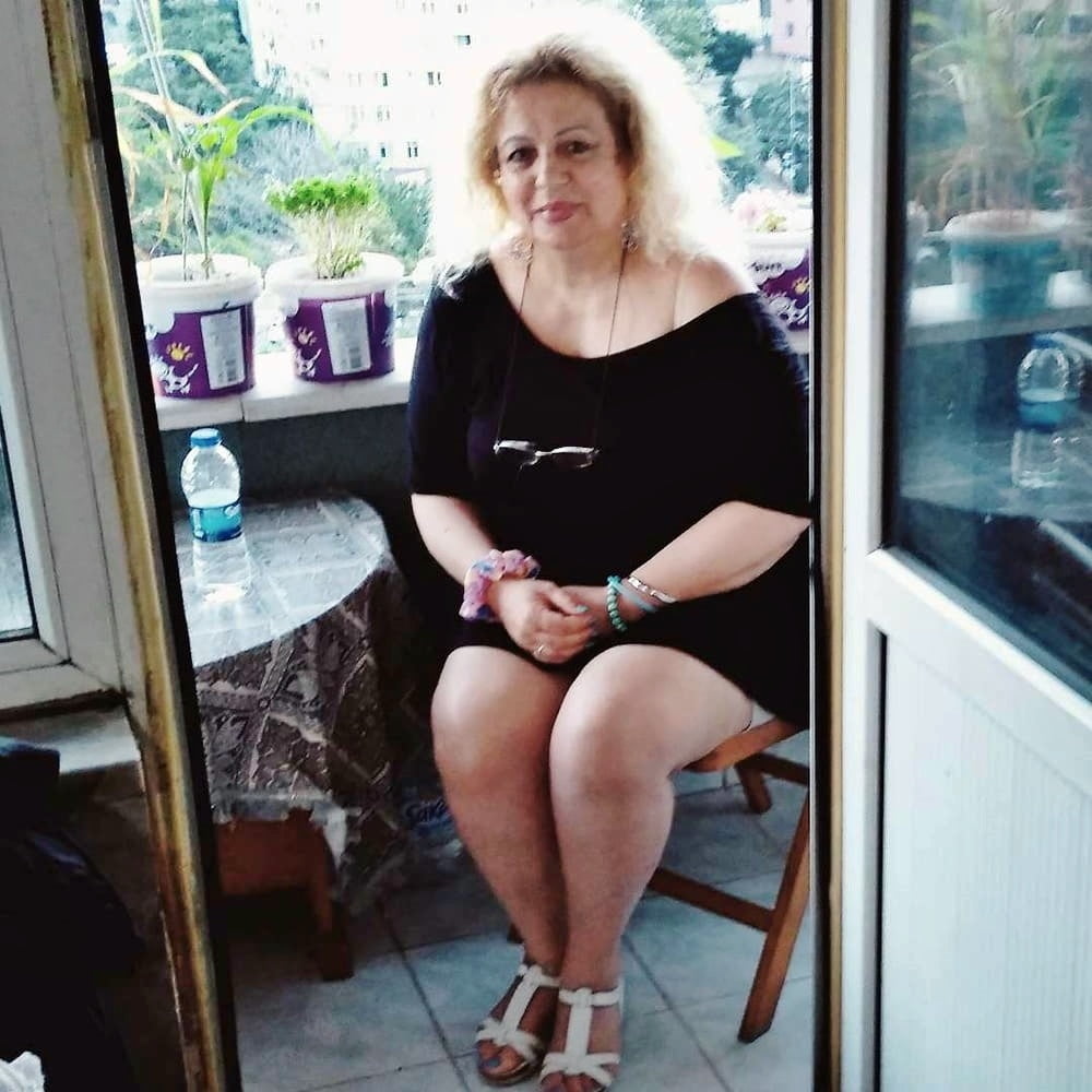 Turkish bbw milf legs skirt fat mom holiday wife blonde hot #95312988