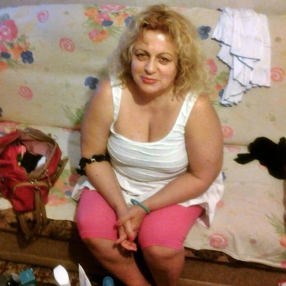 Turkish bbw milf legs skirt fat mom holiday wife blonde hot #95312997