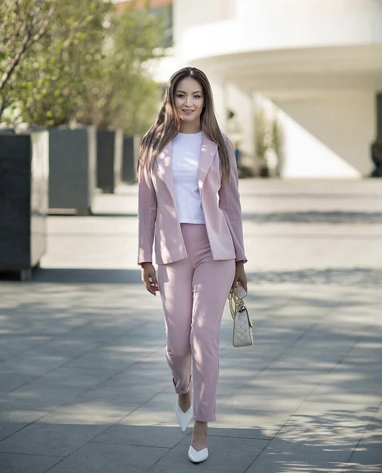 Kz esposa
 #93233149