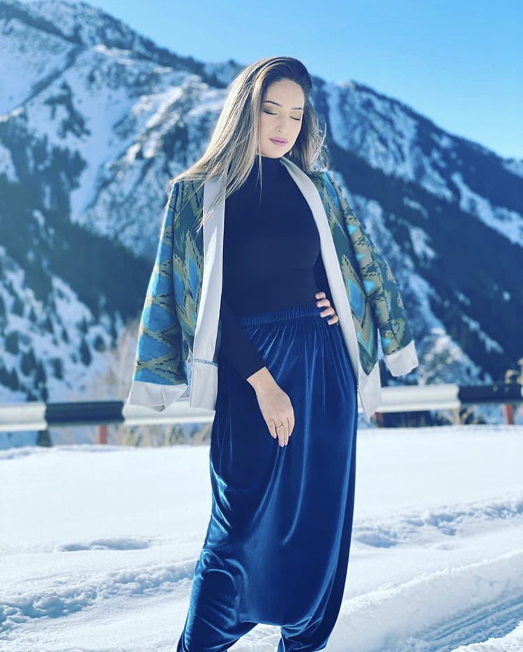 Kz esposa
 #93233165