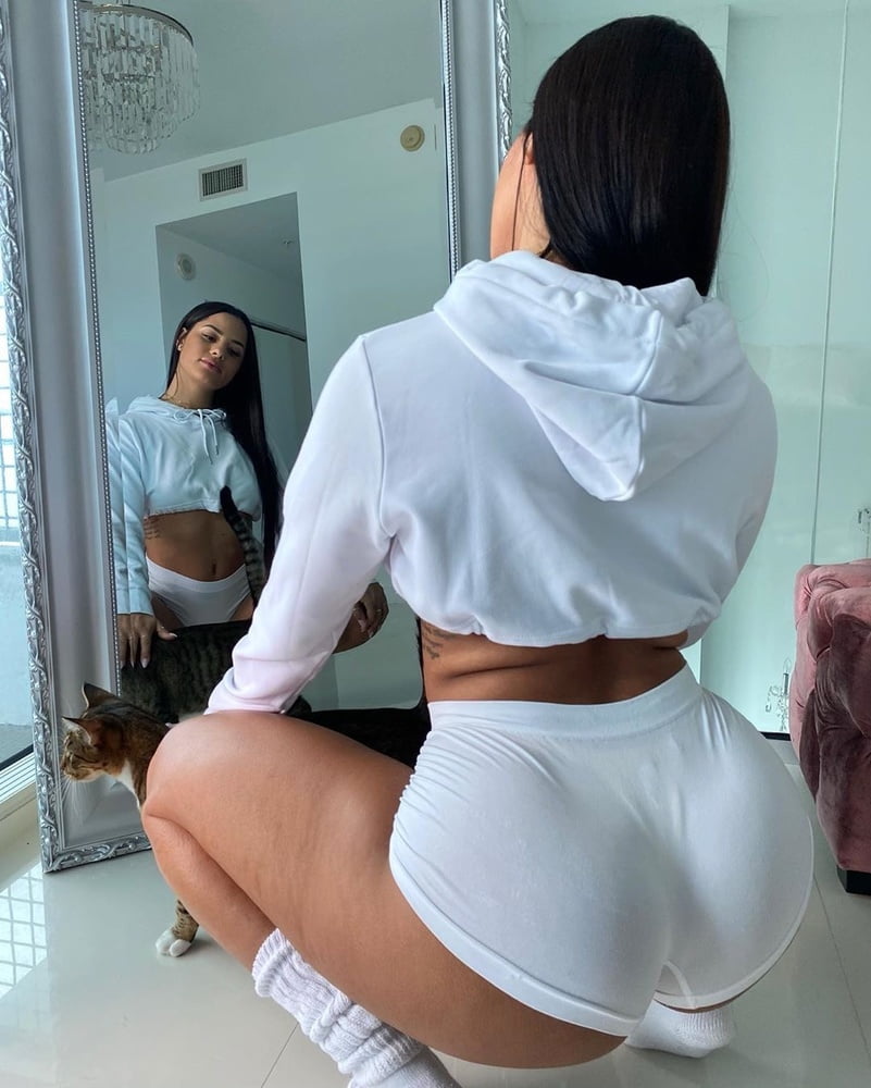 Katya elise
 #103259749