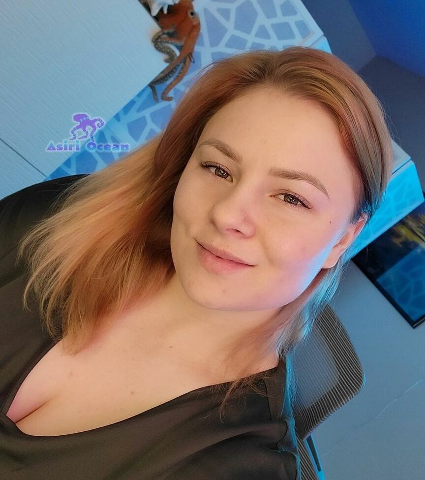 Asiri Ocean desnuda #109225901
