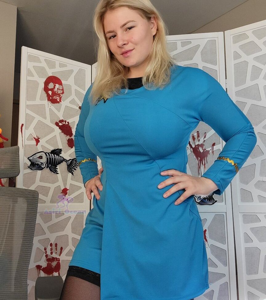 Asiri Ocean desnuda #109225910