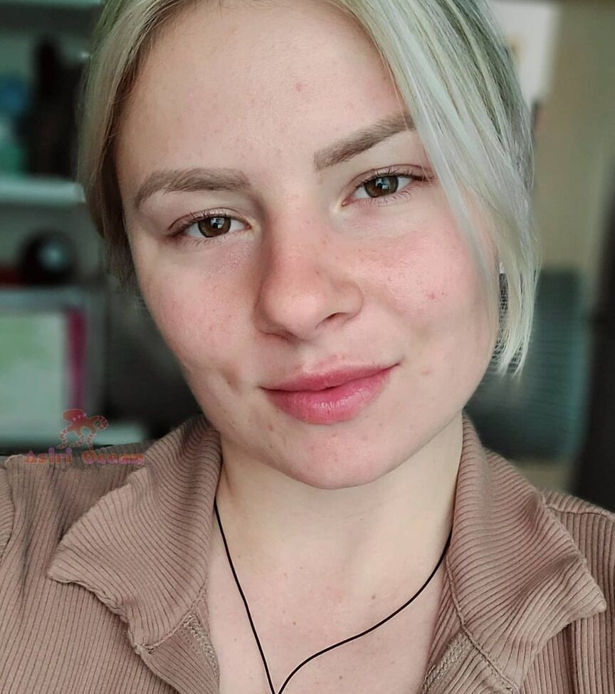 Asiri Ocean desnuda #109225923