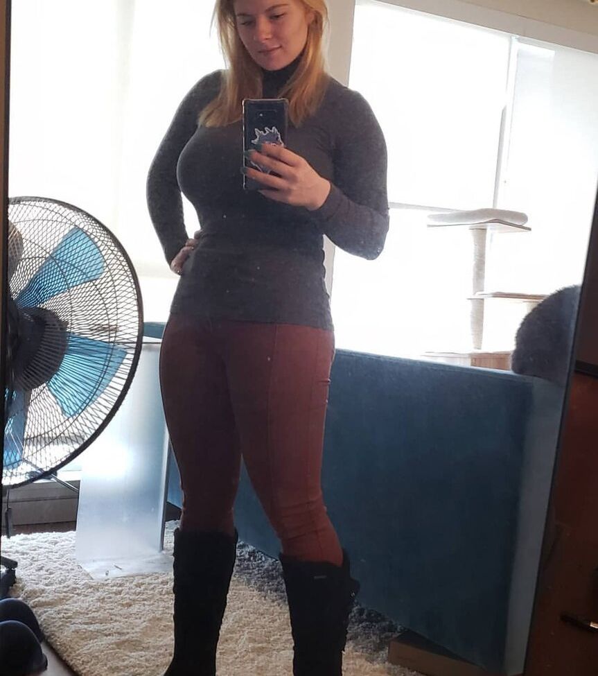 Asiri Ocean desnuda #109225974