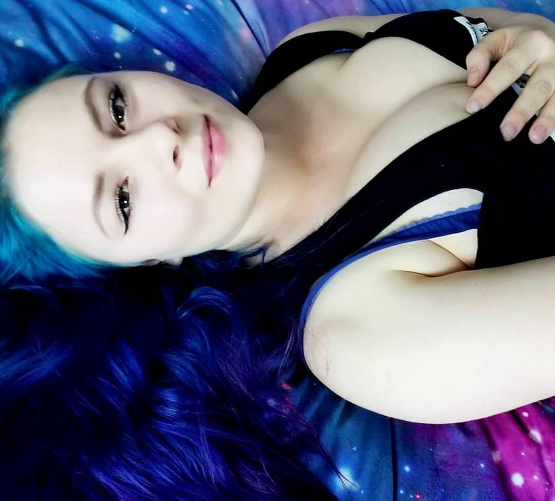 Asiri Ocean desnuda #109225988