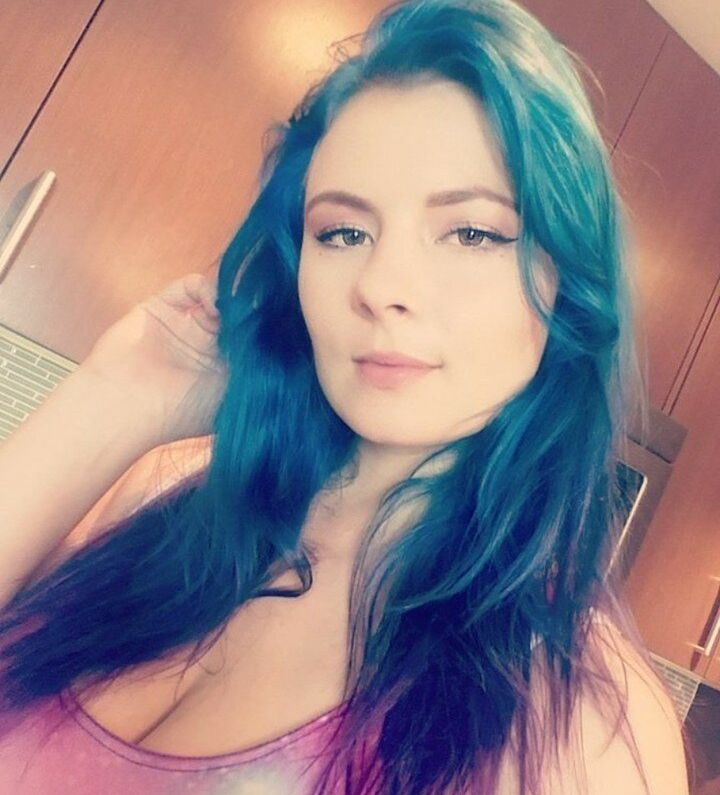 Asiri Ocean desnuda #109225993