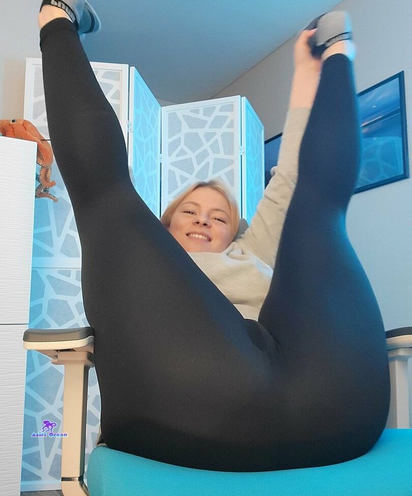 Asiri Ocean desnuda #109226031