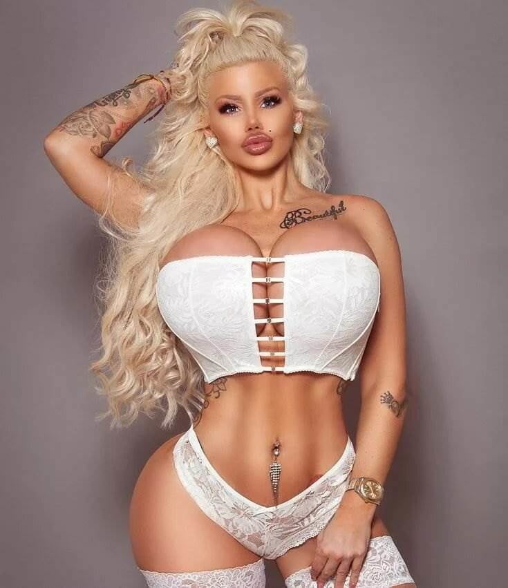 Amazing bimbos - horny plastic & fake tits sluts 45
 #92852347