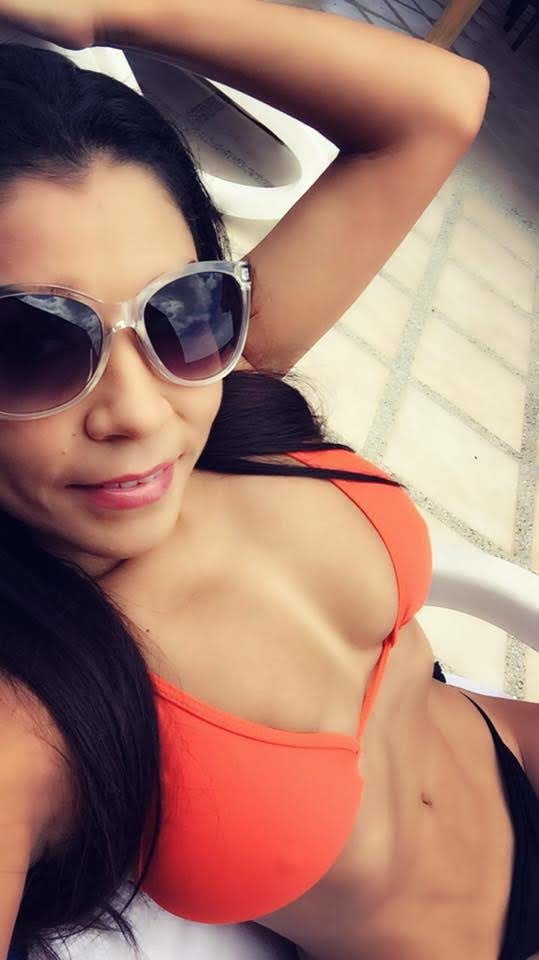 Wendy aparicio de puntarenas costa rica
 #92312605