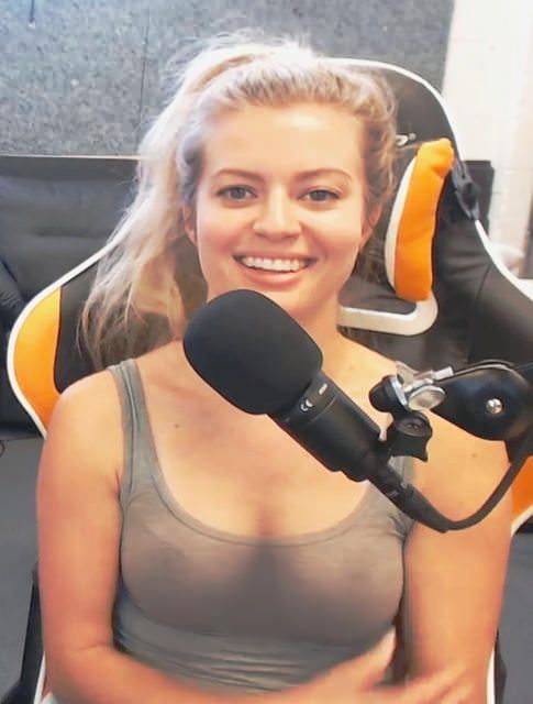 Elyse Willems fakes #101834813