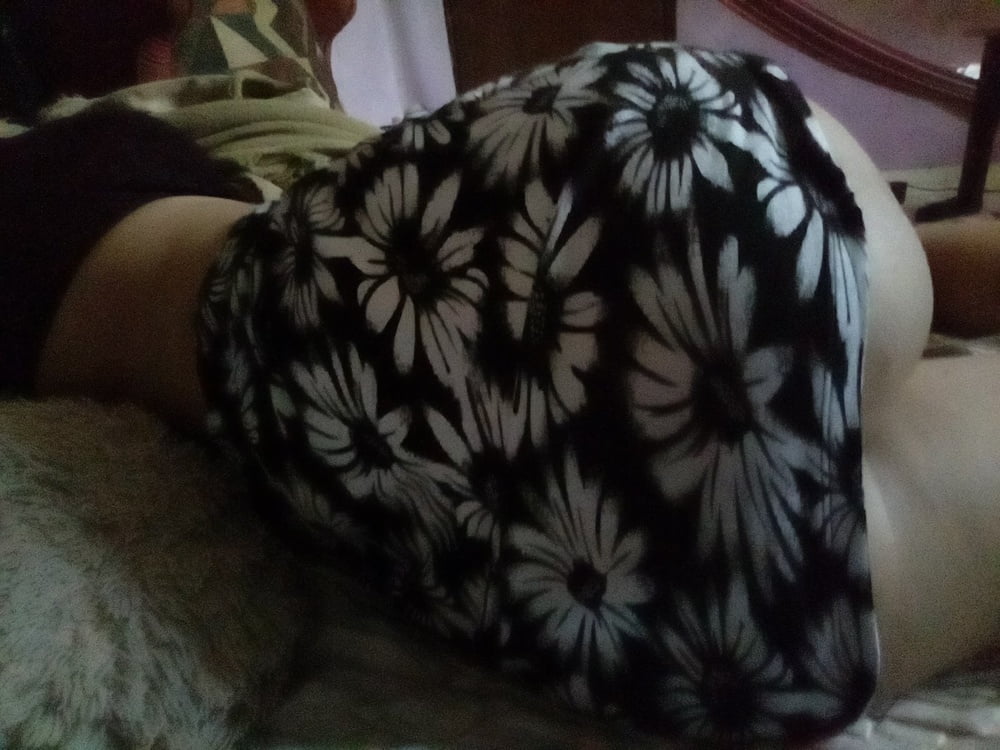 Putita tetona #97160354