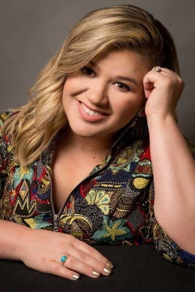 Kelly Clarkson #95493252