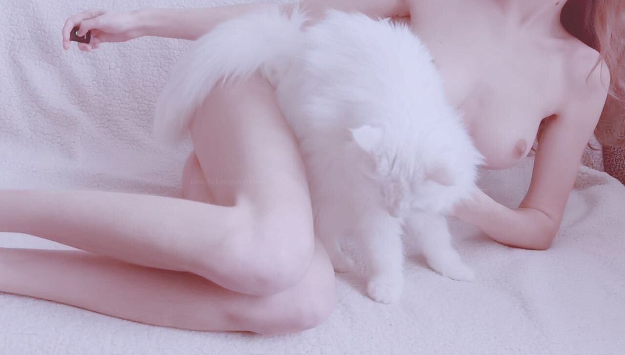 Lolihokage desnuda #108046954