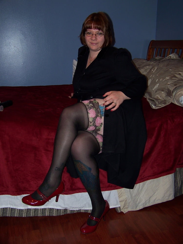 shopping attire #98706877