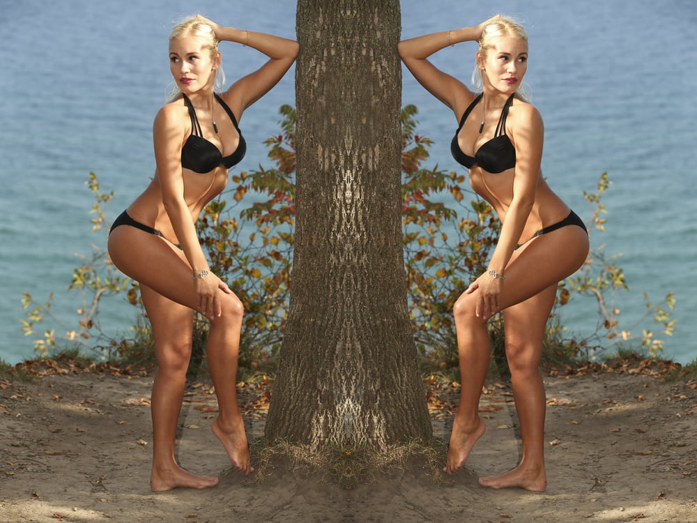 Theresa fällt auf Tanga Bikini toronto Sonne
 #79863092