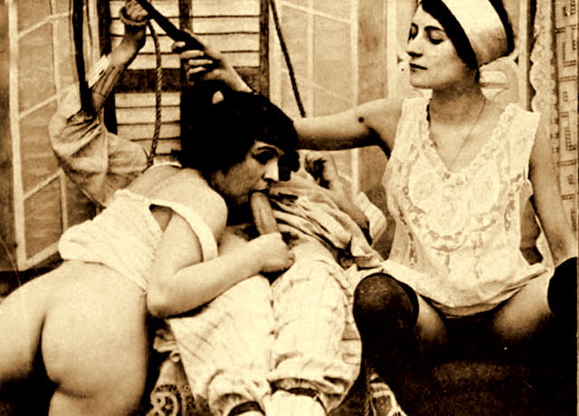 Porno del siglo XIX
 #99439623