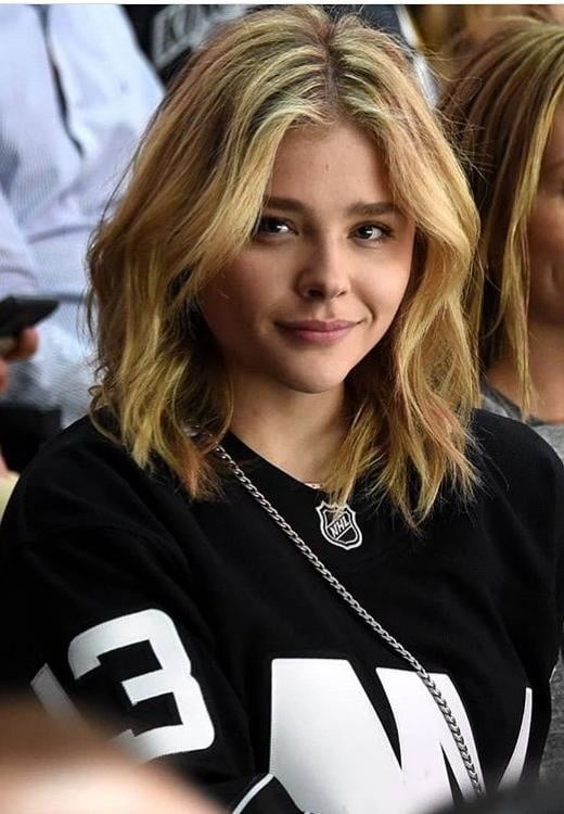 Chloe grace moretz
 #100539879