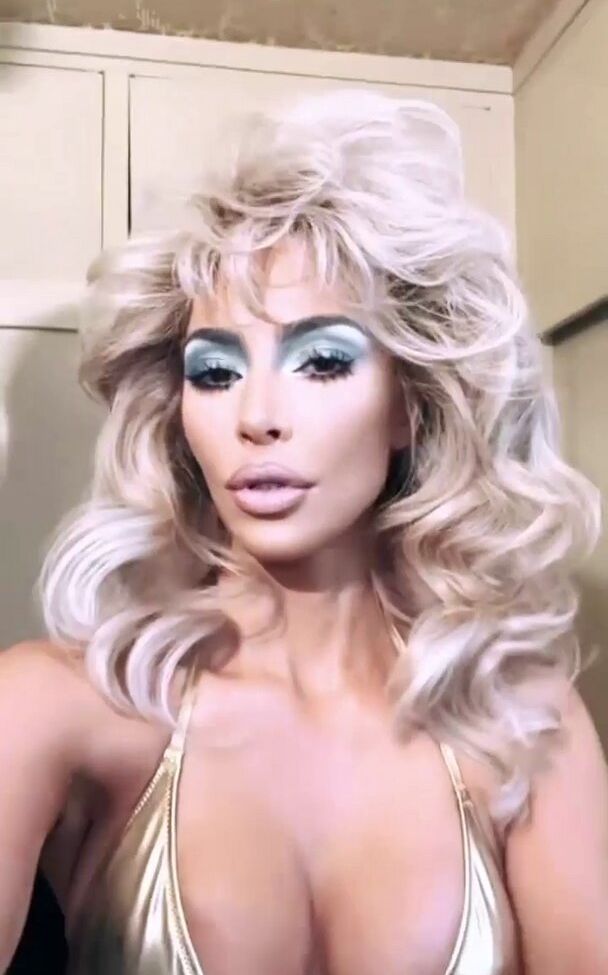 Kim Kardashian nude #107546873