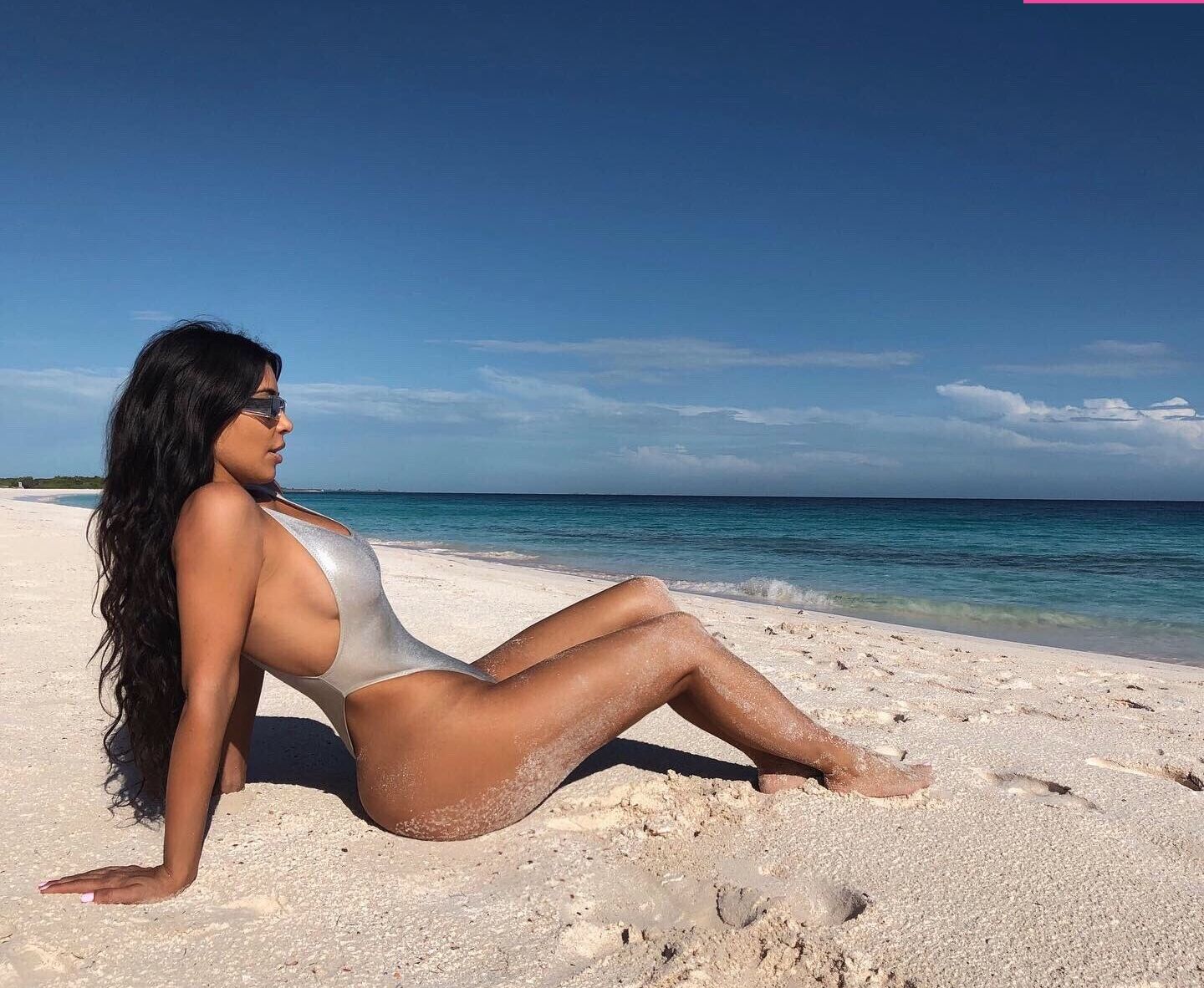 Kim Kardashian nude #107547098