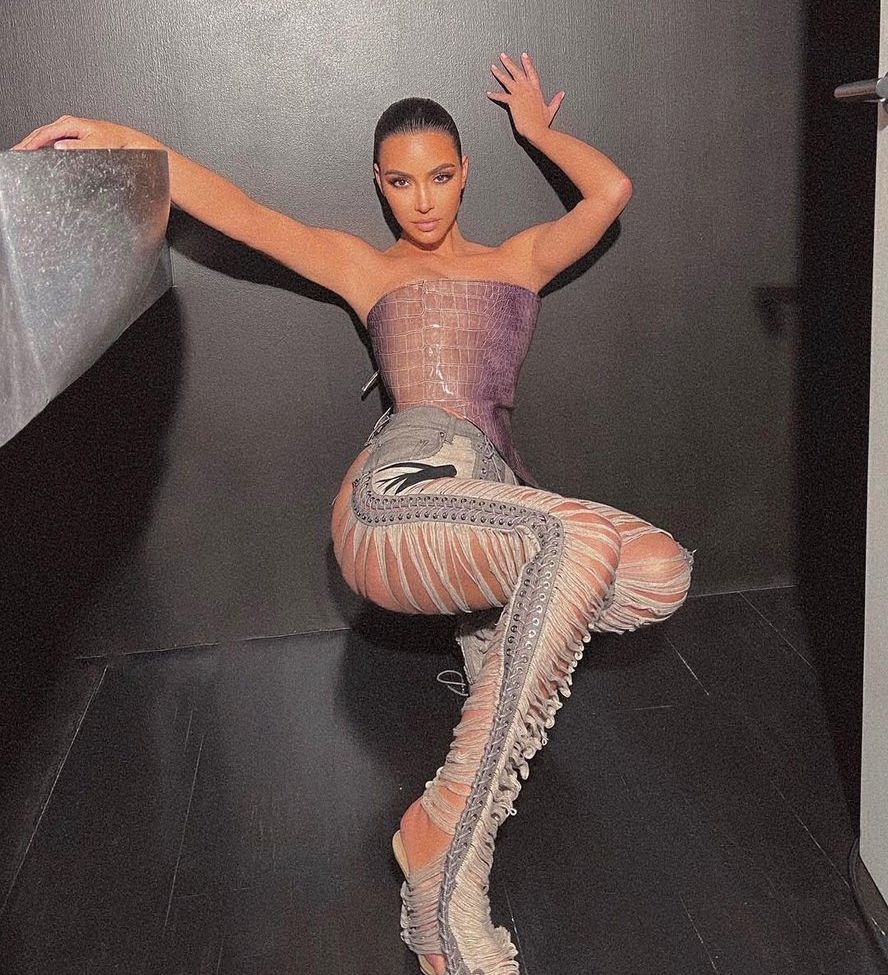 Kim Kardashian nude #107547160