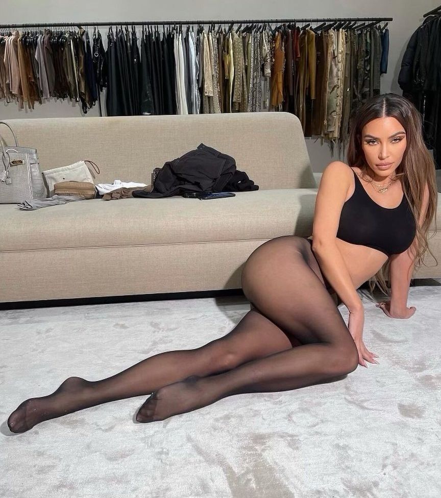 Kim Kardashian nude #107547211