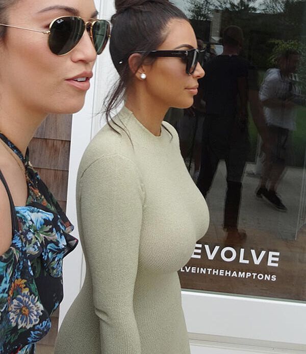Kim Kardashian nude #107547218