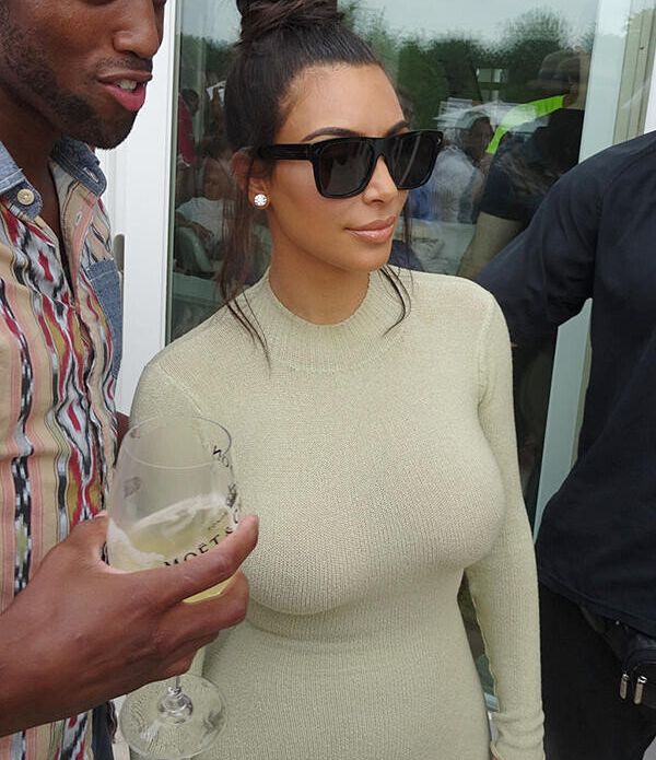 Kim Kardashian nude #107547219