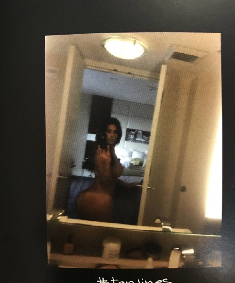 Kim Kardashian nude #107547221