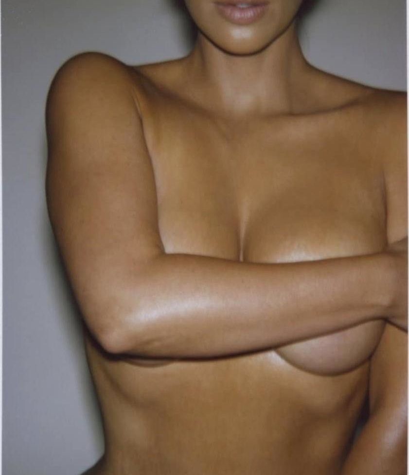 Kim Kardashian nude #107547383