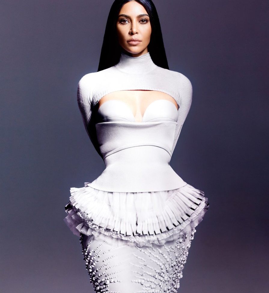 Kim Kardashian nude #107547409