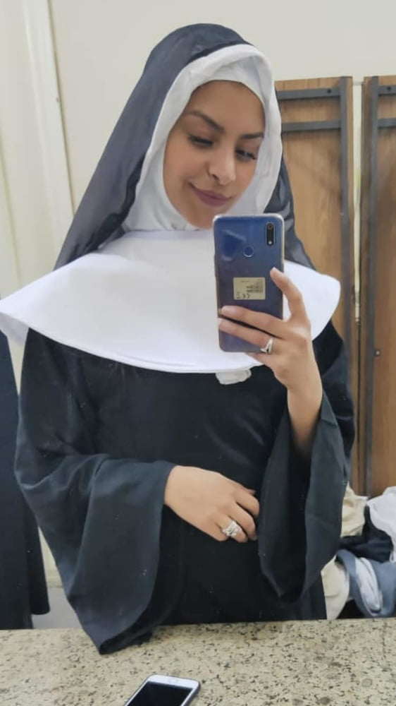 Egyptian nun #80778032