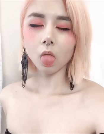 アヘガオ・ガールズ
 #91548932