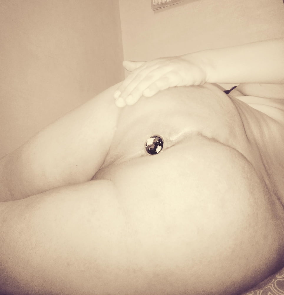 MY FEW DEMANDED PICURES #107109117