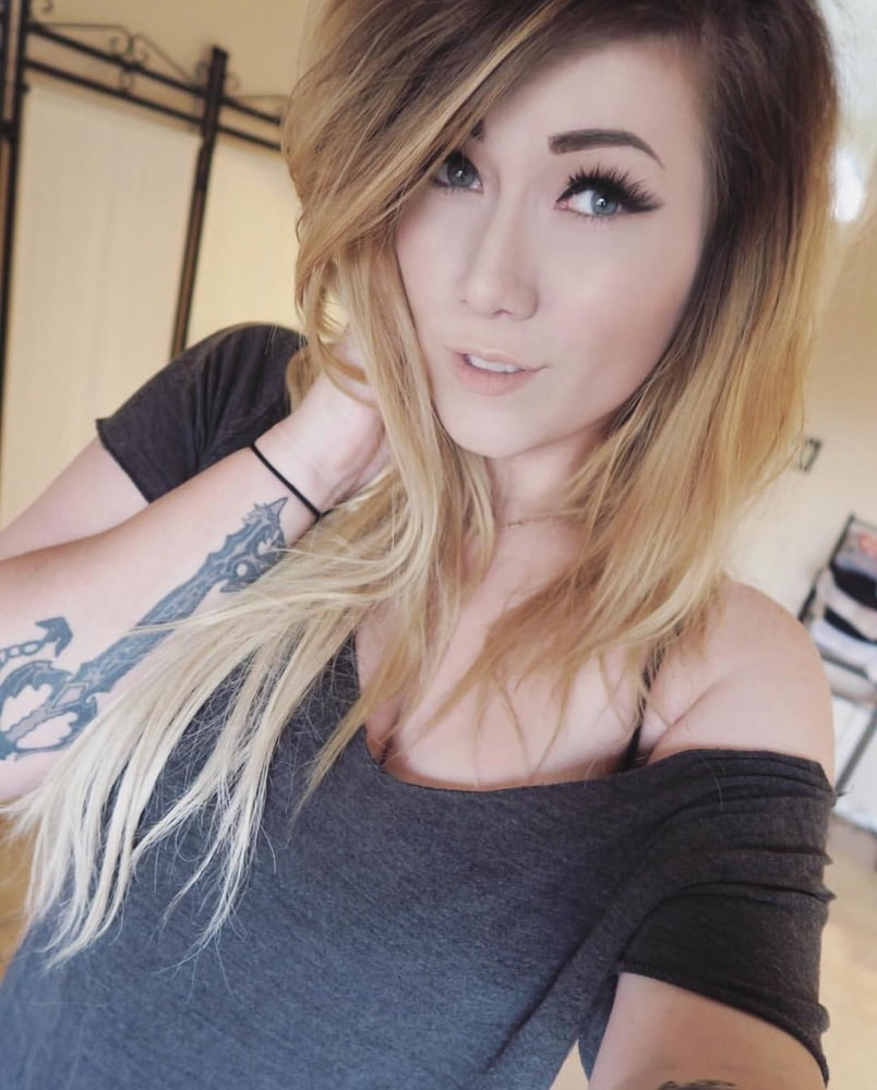 Twitch Cosplay whore Lindsay Elyse #92579581