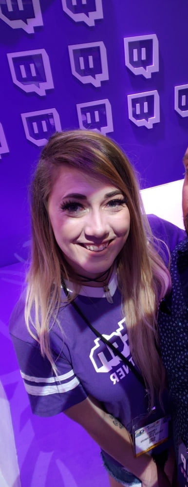 Twitch Cosplay whore Lindsay Elyse #92579715