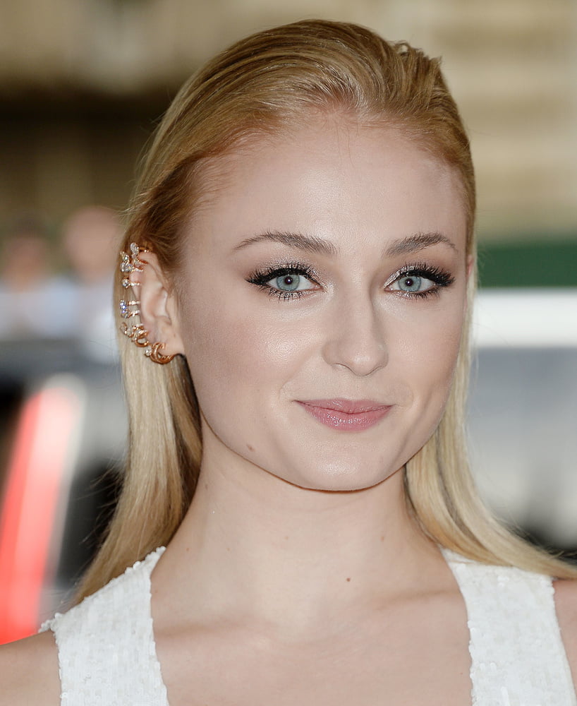 Sophie Turner
 #94851675