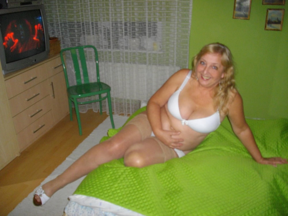 Polish milf bogusia
 #98126691