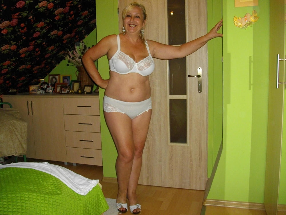 Polish milf bogusia
 #98126711