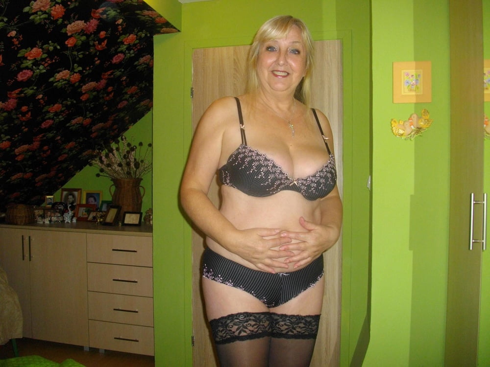 Polish milf bogusia
 #98126717