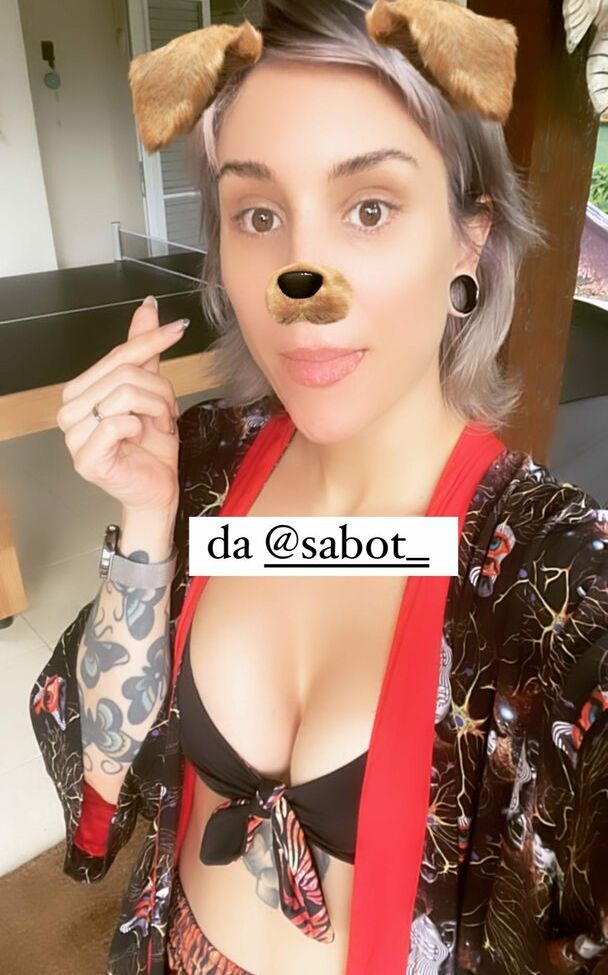 Mariana Ayres desnuda #108488863