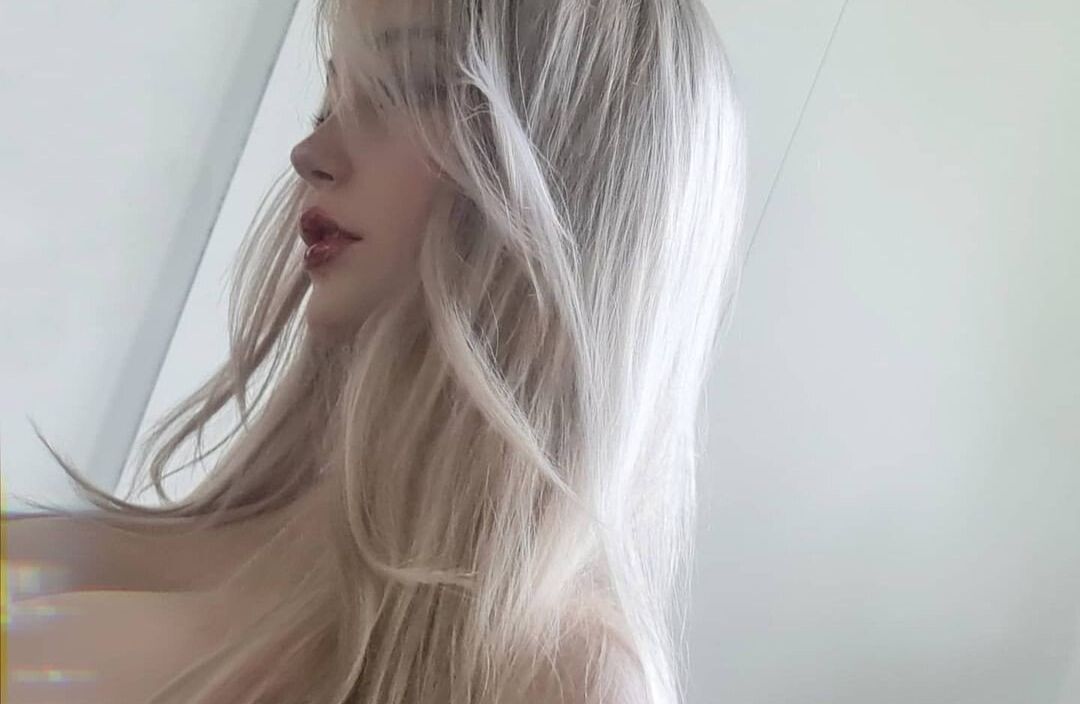 Saya The Fox desnuda #108107060