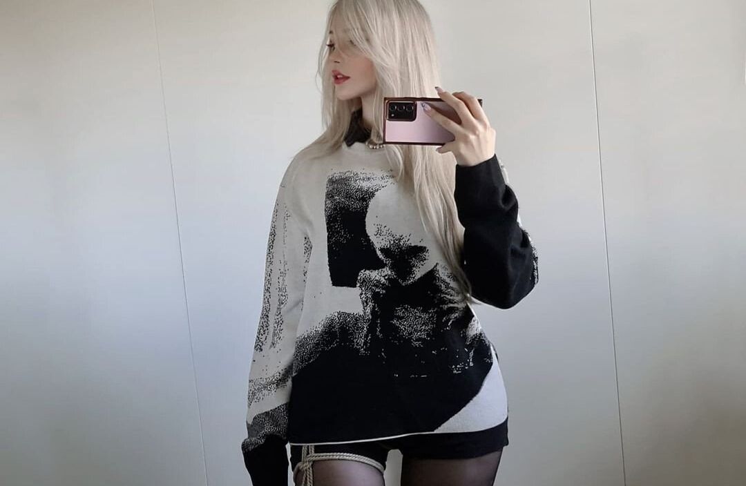 Saya The Fox desnuda #108107062