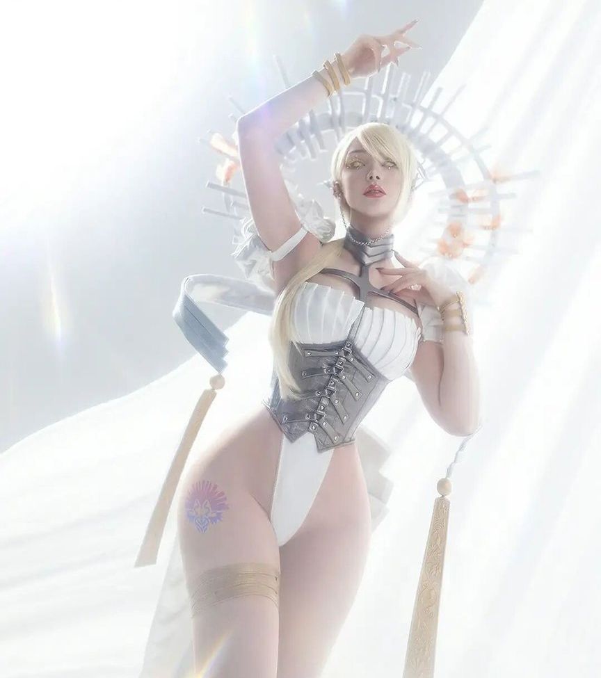 Saya The Fox desnuda #108107068