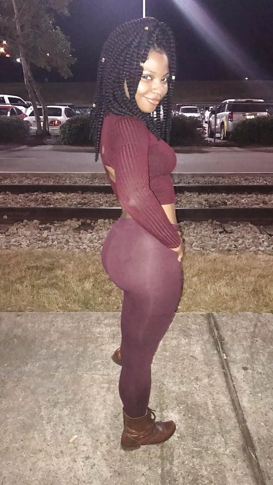 Buscando ser follada
 #92437289