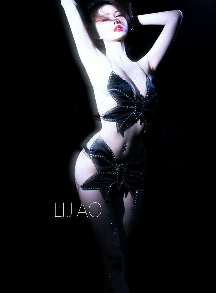 Mavis Pan desnuda #108467294