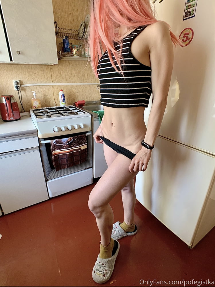 Fucked herself in the kitchen #106925532